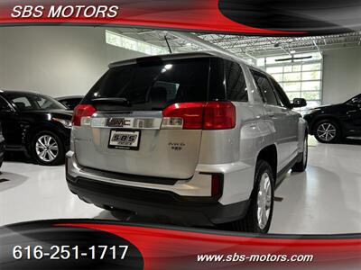 2017 GMC Terrain SLE-1   - Photo 8 - Grand Rapids, MI 49512