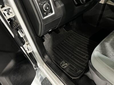 2013 RAM 1500 SLT - Photo 8 - Grand Rapids, MI 49512
