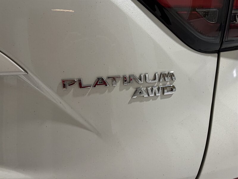2019 Nissan Murano Platinum - Photo 18 - Grand Rapids, MI 49512