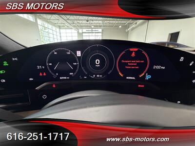 2020 Porsche Taycan 4S   - Photo 11 - Grand Rapids, MI 49512