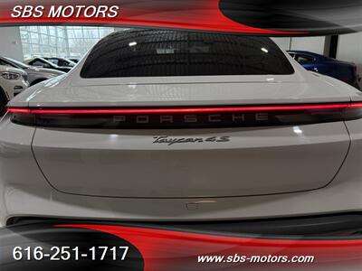 2020 Porsche Taycan 4S   - Photo 20 - Grand Rapids, MI 49512