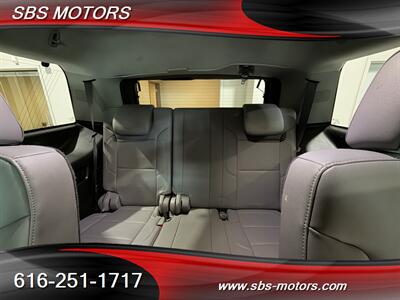 2018 Chevrolet Tahoe Z-71   - Photo 8 - Grand Rapids, MI 49512