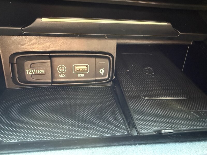 2019 Genesis G70 2.0T Advanced - Photo 42 - Grand Rapids, MI 49512