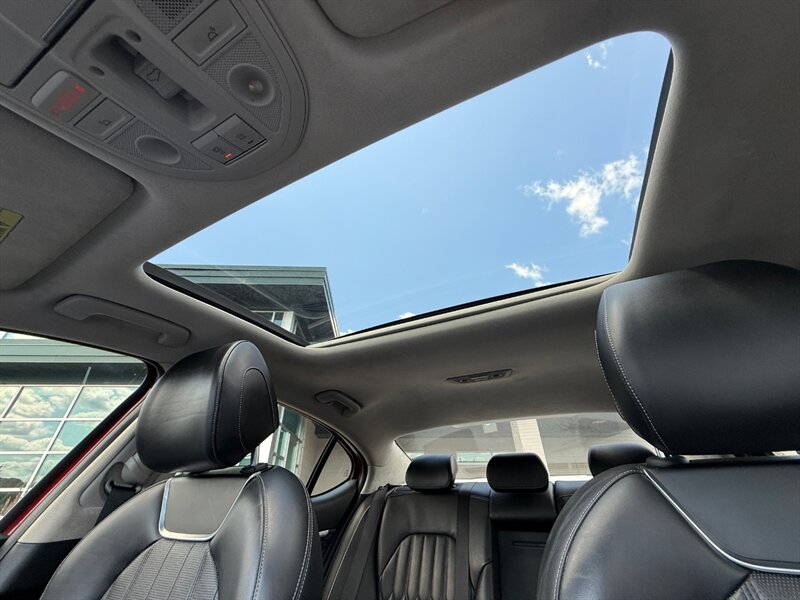 2019 Genesis G70 2.0T Advanced - Photo 47 - Grand Rapids, MI 49512