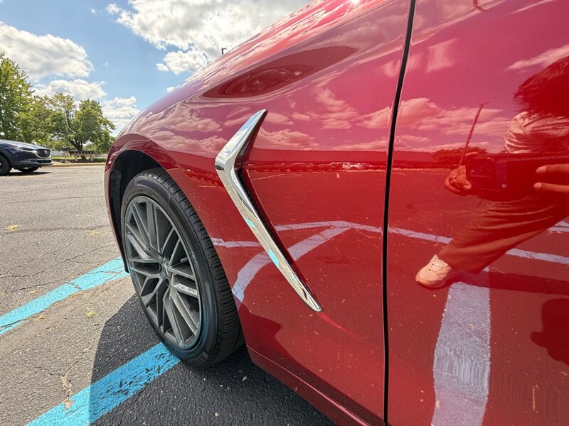 2019 Genesis G70 2.0T Advanced - Photo 13 - Grand Rapids, MI 49512