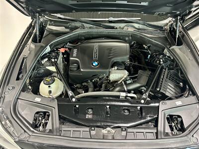 2016 BMW 5 Series 528i xDrive   - Photo 11 - Grand Rapids, MI 49512