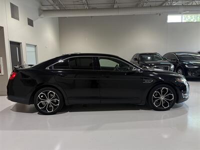 2016 Ford Taurus SHO   - Photo 13 - Grand Rapids, MI 49512