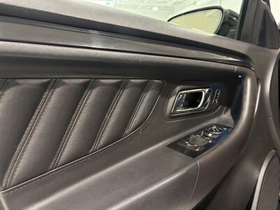 2016 Ford Taurus SHO   - Photo 19 - Grand Rapids, MI 49512