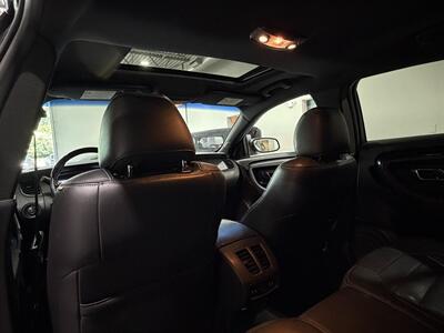 2016 Ford Taurus SHO   - Photo 30 - Grand Rapids, MI 49512