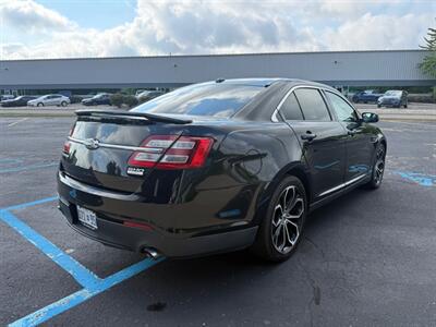 2016 Ford Taurus SHO - Photo 11 - Grand Rapids, MI 49512
