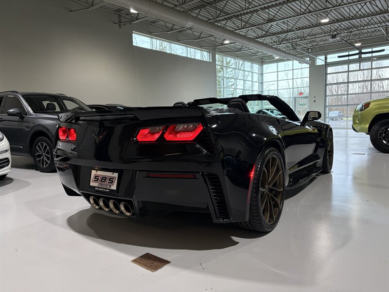 2017 Chevrolet Corvette Grand Sport Convertible w/1LT - Photo 10 - Grand Rapids, MI 49512