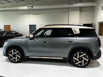2025 MINI Countryman Cooper S ALL4   - Photo 4 - Grand Rapids, MI 49512