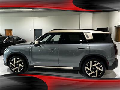 2025 MINI Countryman Cooper S ALL4   - Photo 4 - Grand Rapids, MI 49512