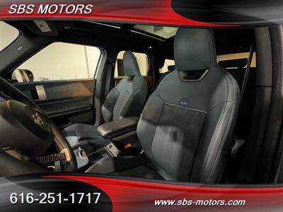 2025 MINI Countryman Cooper S ALL4   - Photo 10 - Grand Rapids, MI 49512