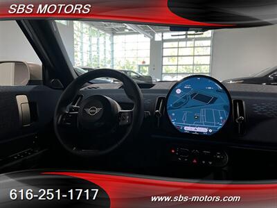 2025 MINI Countryman Cooper S ALL4   - Photo 14 - Grand Rapids, MI 49512
