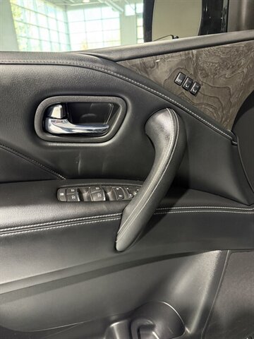 2021 INFINITI QX80 Luxe - Photo 7 - Grand Rapids, MI 49512