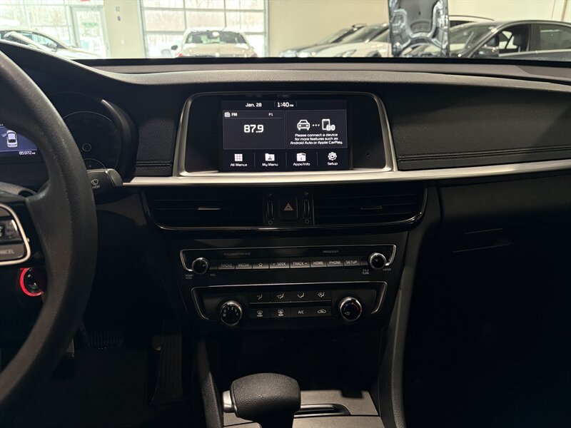 2019 Kia Optima LX - Photo 6 - Grand Rapids, MI 49512