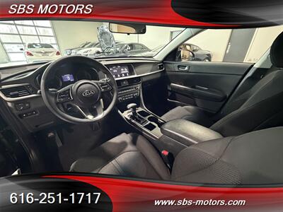 2019 Kia Optima LX - Photo 5 - Grand Rapids, MI 49512