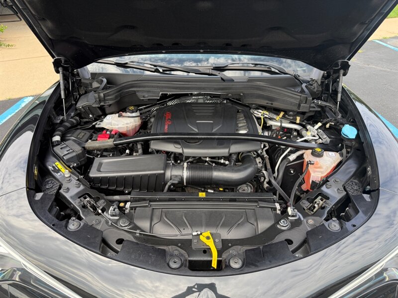 2023 Alfa Romeo Stelvio Veloce - Photo 60 - Grand Rapids, MI 49512