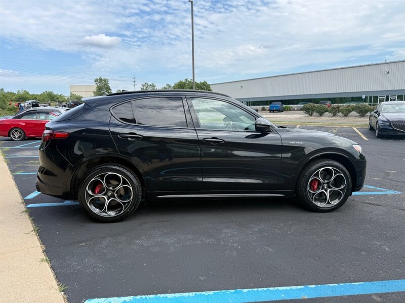2023 Alfa Romeo Stelvio Veloce - Photo 19 - Grand Rapids, MI 49512