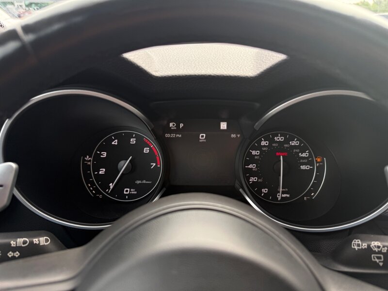 2023 Alfa Romeo Stelvio Veloce - Photo 32 - Grand Rapids, MI 49512