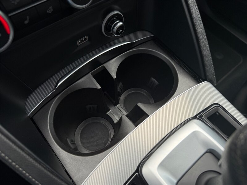 2023 Alfa Romeo Stelvio Veloce - Photo 38 - Grand Rapids, MI 49512