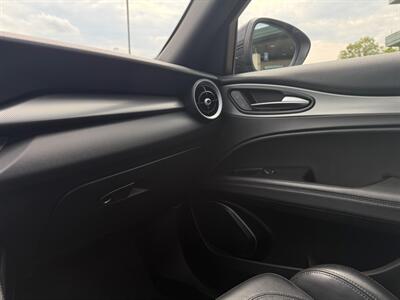 2023 Alfa Romeo Stelvio Veloce - Photo 42 - Grand Rapids, MI 49512