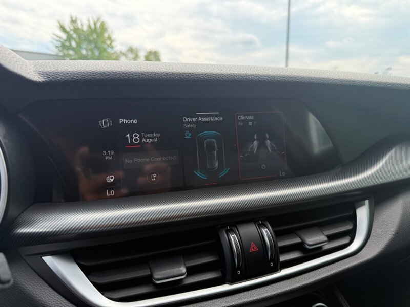 2023 Alfa Romeo Stelvio Veloce - Photo 53 - Grand Rapids, MI 49512