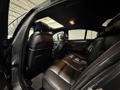 2016 BMW 5 Series 550i - Photo 11 - Grand Rapids, MI 49512