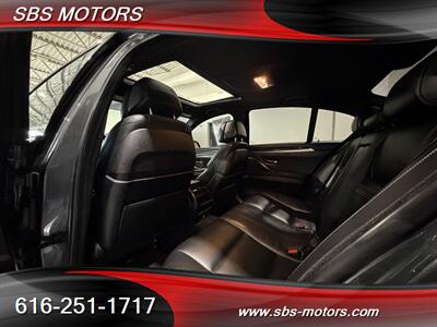 2016 BMW 5 Series 550i - Photo 11 - Grand Rapids, MI 49512