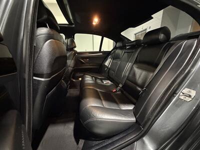 2016 BMW 5 Series 550i - Photo 12 - Grand Rapids, MI 49512