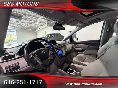 2016 Honda Odyssey EX-L   - Photo 6 - Grand Rapids, MI 49512
