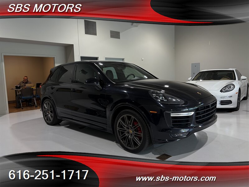 2016 Porsche Cayenne GTS   - Photo 1 - Grand Rapids, MI 49512