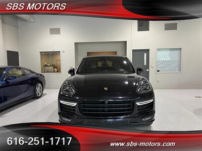 2016 Porsche Cayenne GTS   - Photo 2 - Grand Rapids, MI 49512