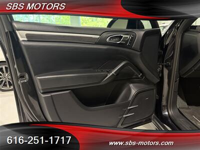 2016 Porsche Cayenne GTS   - Photo 14 - Grand Rapids, MI 49512