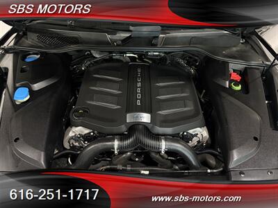 2016 Porsche Cayenne GTS   - Photo 38 - Grand Rapids, MI 49512