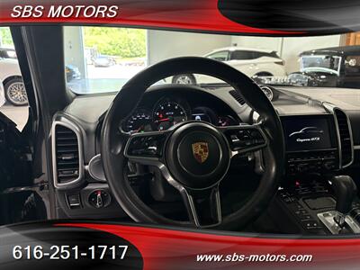 2016 Porsche Cayenne GTS   - Photo 18 - Grand Rapids, MI 49512