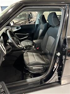2020 Kia Soul LX   - Photo 11 - Grand Rapids, MI 49512