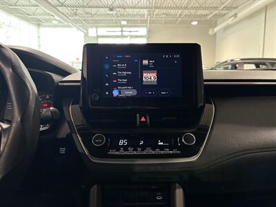2025 Toyota Corolla Cross LE   - Photo 6 - Grand Rapids, MI 49512