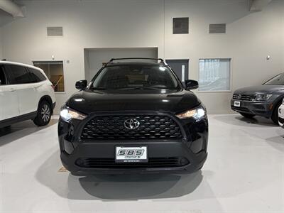 2025 Toyota Corolla Cross LE   - Photo 2 - Grand Rapids, MI 49512