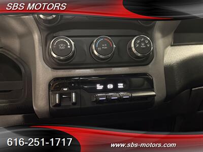 2023 RAM 3500 Tradesman   - Photo 13 - Grand Rapids, MI 49512