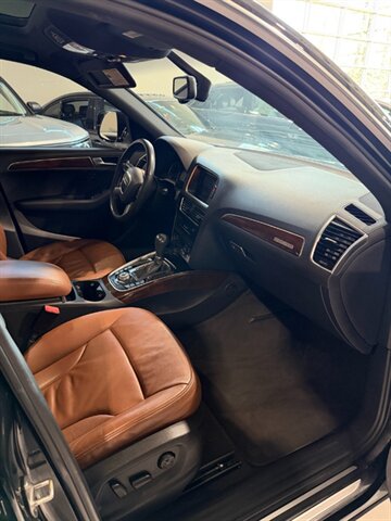 2010 Audi Q5 3.2 quattro Premium Plus - Photo 10 - Grand Rapids, MI 49512