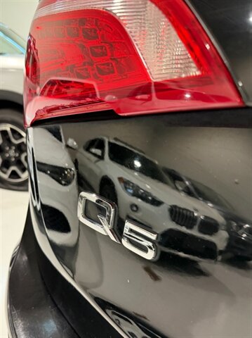 2010 Audi Q5 3.2 quattro Premium Plus - Photo 18 - Grand Rapids, MI 49512