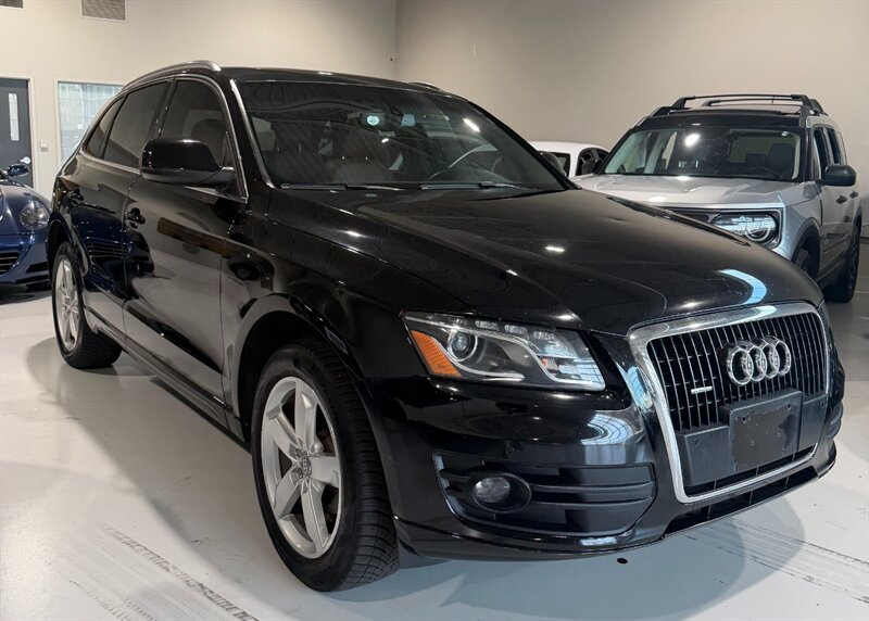 2010 Audi Q5 Premium's photo