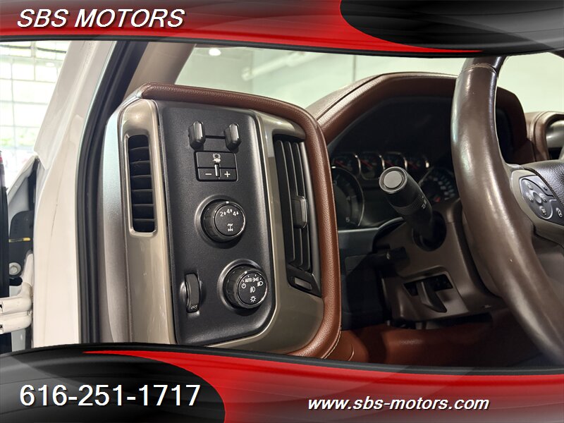 2017 Chevrolet Silverado 2500HD High Country - Photo 27 - Grand Rapids, MI 49512