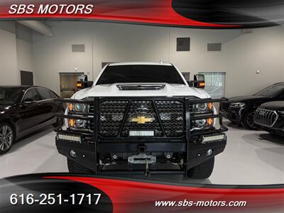 2017 Chevrolet Silverado 2500HD High Country - Photo 2 - Grand Rapids, MI 49512