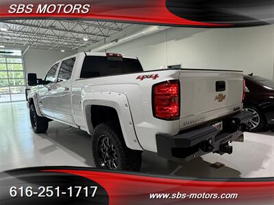 2017 Chevrolet Silverado 2500HD High Country - Photo 14 - Grand Rapids, MI 49512