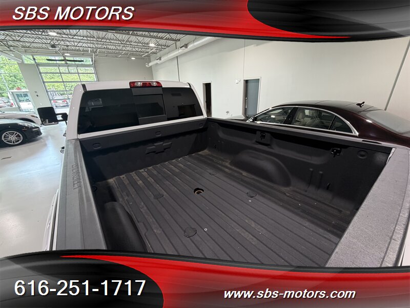 2017 Chevrolet Silverado 2500HD High Country - Photo 15 - Grand Rapids, MI 49512