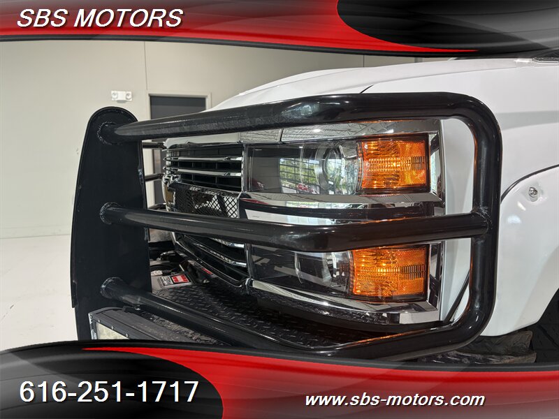2017 Chevrolet Silverado 2500HD High Country - Photo 7 - Grand Rapids, MI 49512
