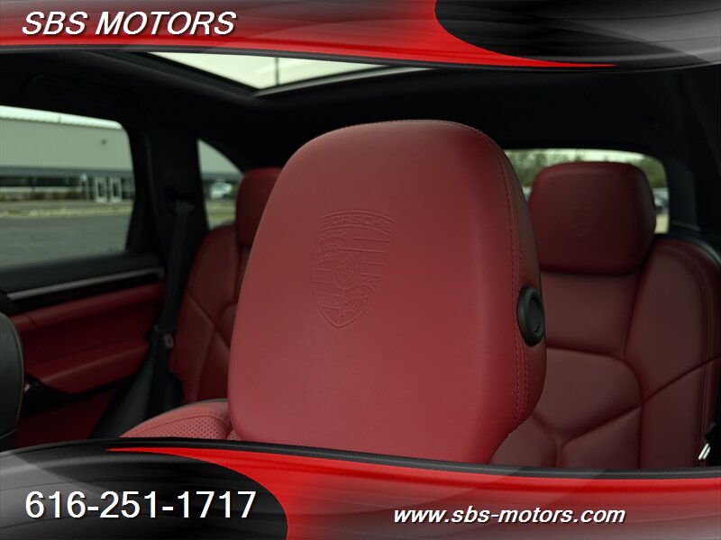 2017 Porsche Cayenne Platinum Edition - Photo 9 - Grand Rapids, MI 49512